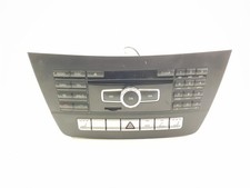 MERCEDES C CLASS STEREO MEDIA