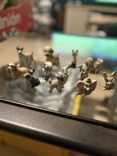 Vintage WADE DISNEY Figurines HATBOX  COLLECTION - 12 In Collection