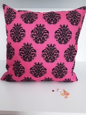 Funky Pink Cushion Cover 16x16 Inch Envelope Style Reverse