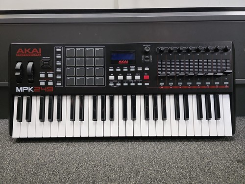 Akai mpk249 daw keyboard - akai,