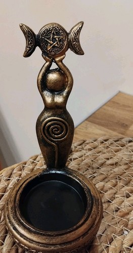 Goddess statue for - statue, altar