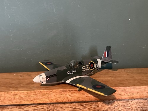 7568 north american - az, 1:72
