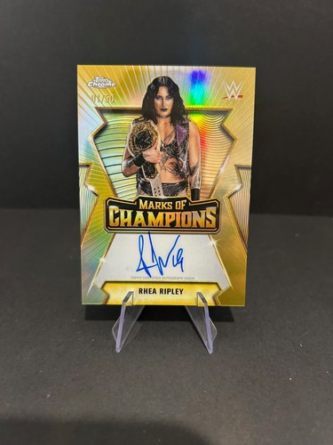 2026 topps chrome wwe marks - wwe,