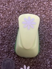 Woodware Paper/craft Punch