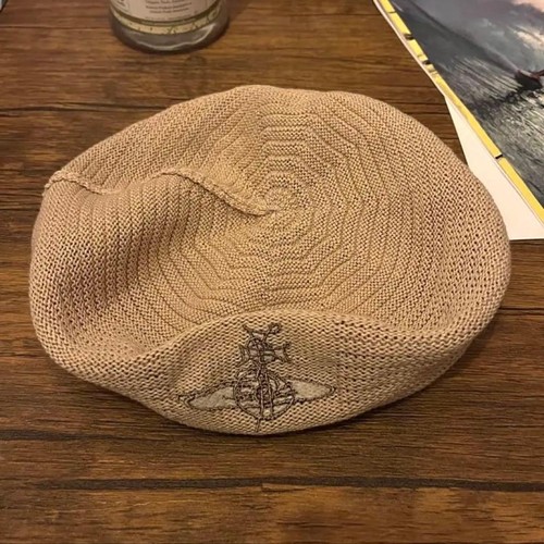 Rare vivienne westwood beret - vivienne,