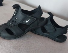 Unisex NIKE Black Rift Shoes - UK Infants Size 7.5 