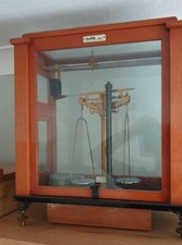 Scientific Vintage Scales