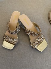 Pretty Brand New Sparkly Gold