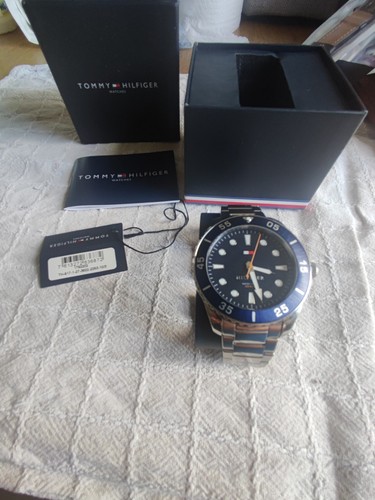 Tommy hilfiger watch - hilfiger,