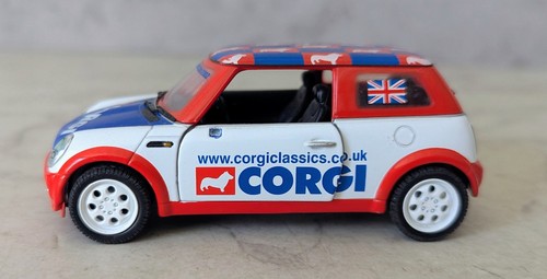 Corgi collector club 2002 - club,