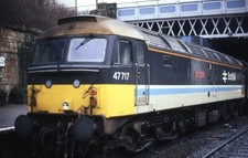 OO gauge pair of NAMEPLATES