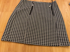 New Look Size 8 Black White