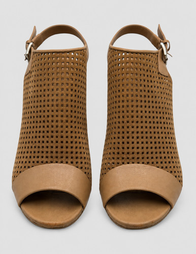 Tahari marvel heels - tahari, camel