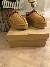 UGG Tasman Chesnut Size 6