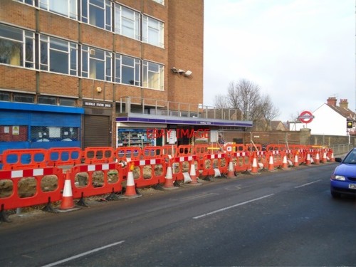 Photo colindale underground - ,