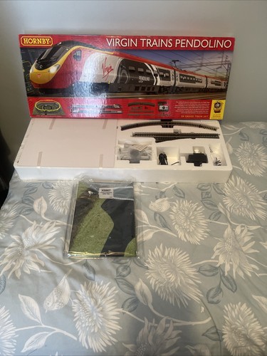 Hornby virgin trains pendolino - hornby,