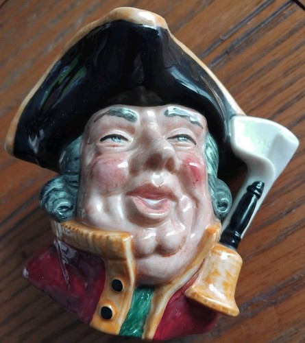 Vintage royal doulton town - doulton,