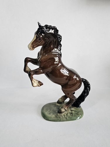 Vintage beswick rearing brown - rearing,