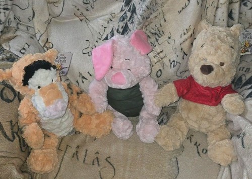 Disney winnie the pooh set - pooh,