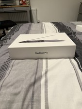 Apple MacBook Pro 13" (256GB SSD, 8GB) Laptop - Space Grey (MNEH3BA) 2020