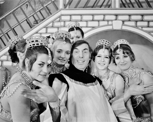 Larry grayson 8 - larry,