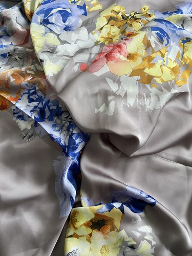 Satin silk fabric 3 - /,