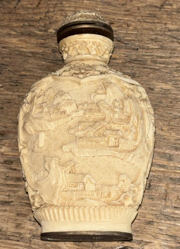 Intricate vintage carved resin - intricate,