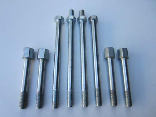 Triumph cylinder head - triumph, set