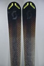SKIS All mountain / Carving  -