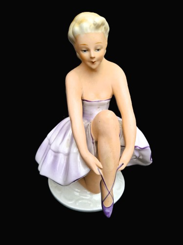 Porcelain figurine ballerina - figurine,