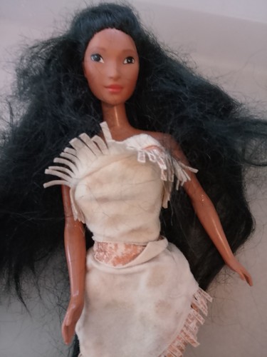 Vintage 1990 pocahontas - vintage, doll