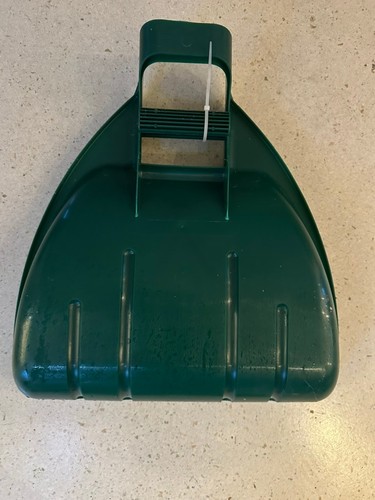 Hand held leaf - grabbers, :