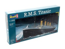 Revell R.M.S. Titanic  1:1200
