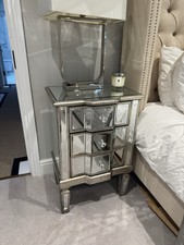 2x Mirrored Bedside Venetian