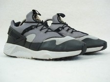 NIKE AIR HUARACHE UTILITY