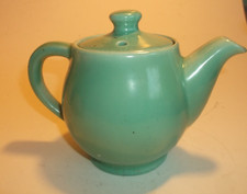 Govancraft one person teapot- lovely in green