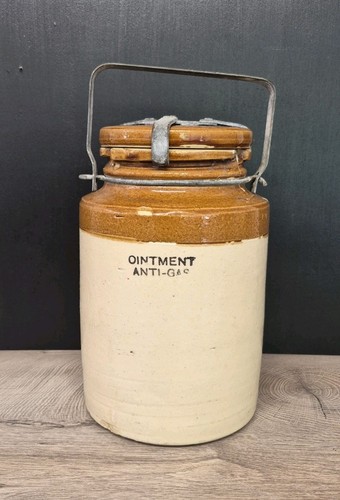 Vintage stoneware jar ww2 - ,