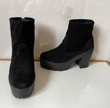Shelly's Black Suede boots