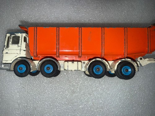 Dinky supertoys leyland tipper - supertoys,