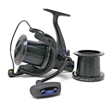 Quality Fishing Reel Surf size 8000  Aluminium spool and handle ex display mint