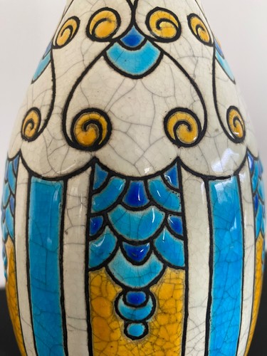 Impressive art deco vase - art,