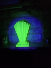Vtg Uranium Glass Bagley