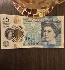 5 pound note AA10