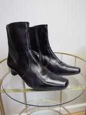 PETER KAISER DARK PURPLE  PATENT LEATHER ANKLE  BOOTS SIZE 6 ½