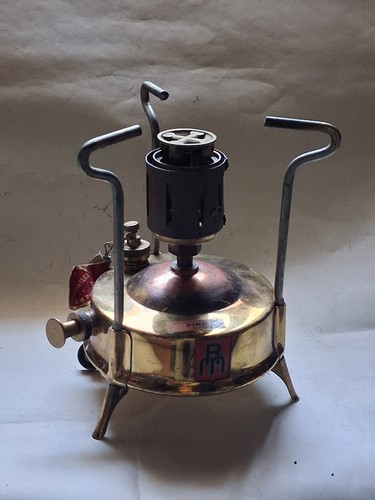 Vintage camping stove - rm,