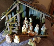 Vintage Traditional Christmas Nativity Set Scene porcelain Figures wooden stable