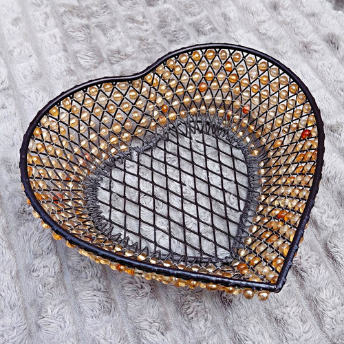 Heart shaped wire basket - heart‑shaped,