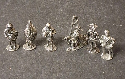Vintage metal miniature - metal,