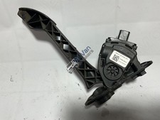 FORD Transit 350 Accelerator