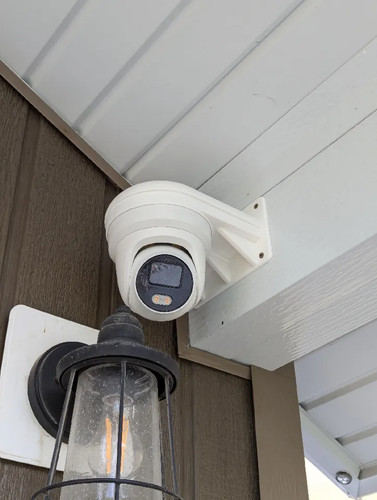 Hikvision dome camera wall - dome,